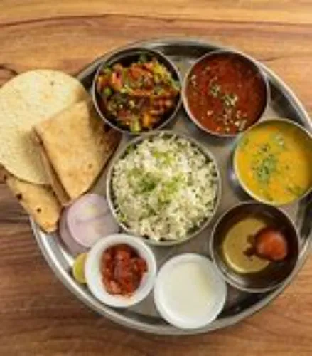 Veg Special Thali